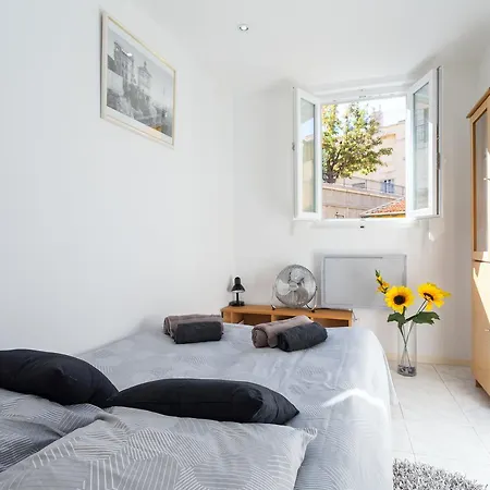 Apartamento Le Malonat - Spacieux F3, Large Balcon, Climatisation, Vieux-nice Nice